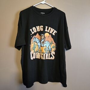 Long Live Cowgirls Graphic Tee - Black